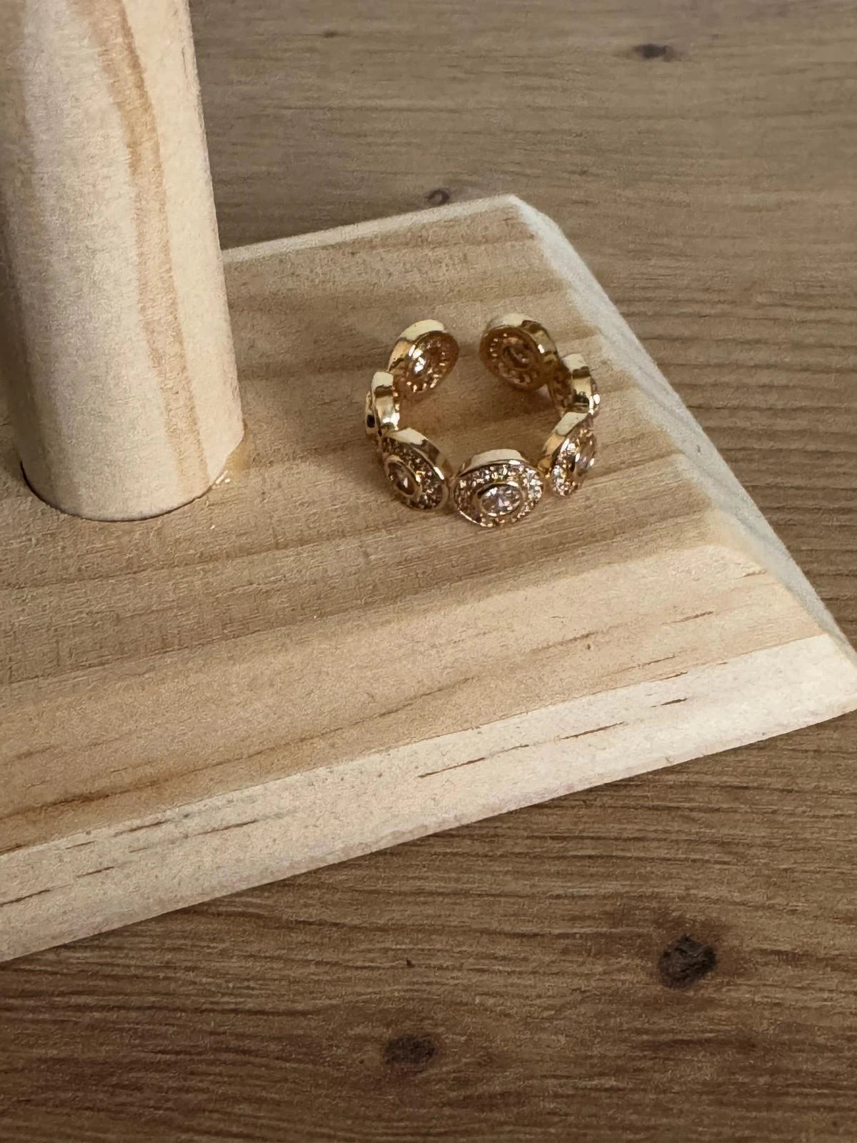 Anillo Inspiración Swarovski Dorado Ajustable