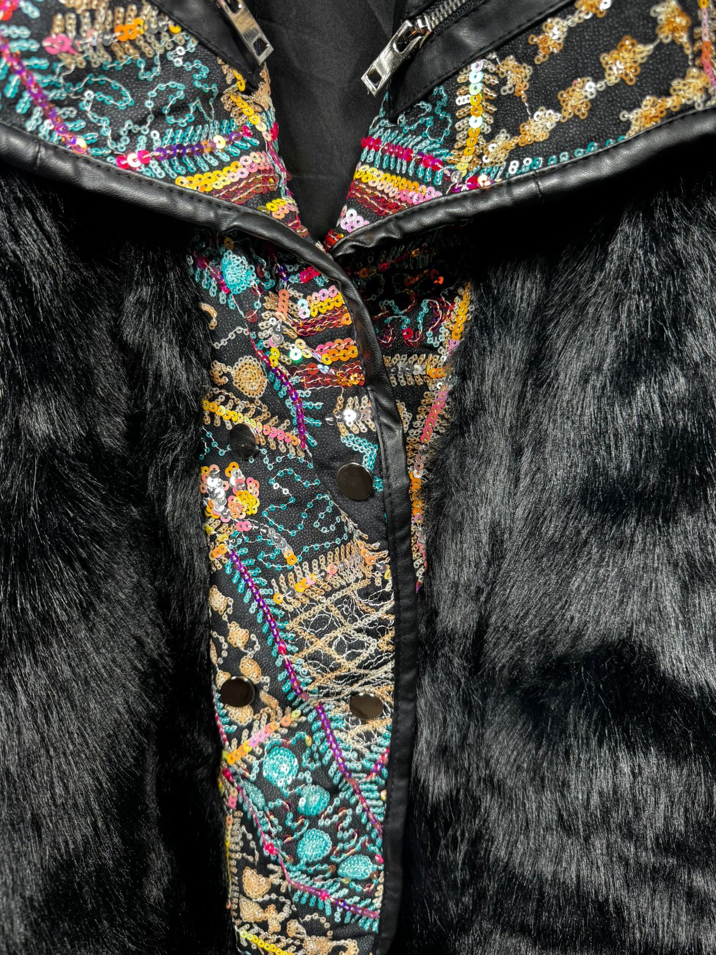 Chaqueta Lentejuelas Multicolor con Pelo Sintético