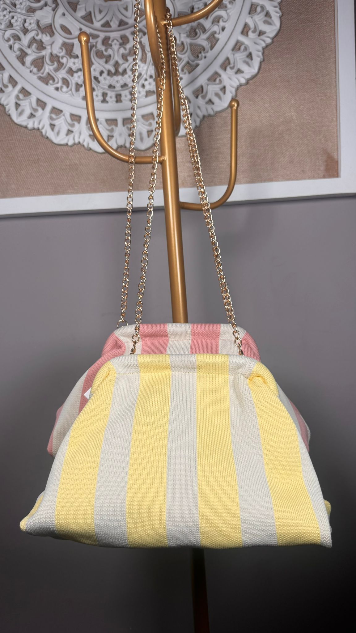 👜 Bolso Rayas Verano con Cadena Dorada (2 colores)