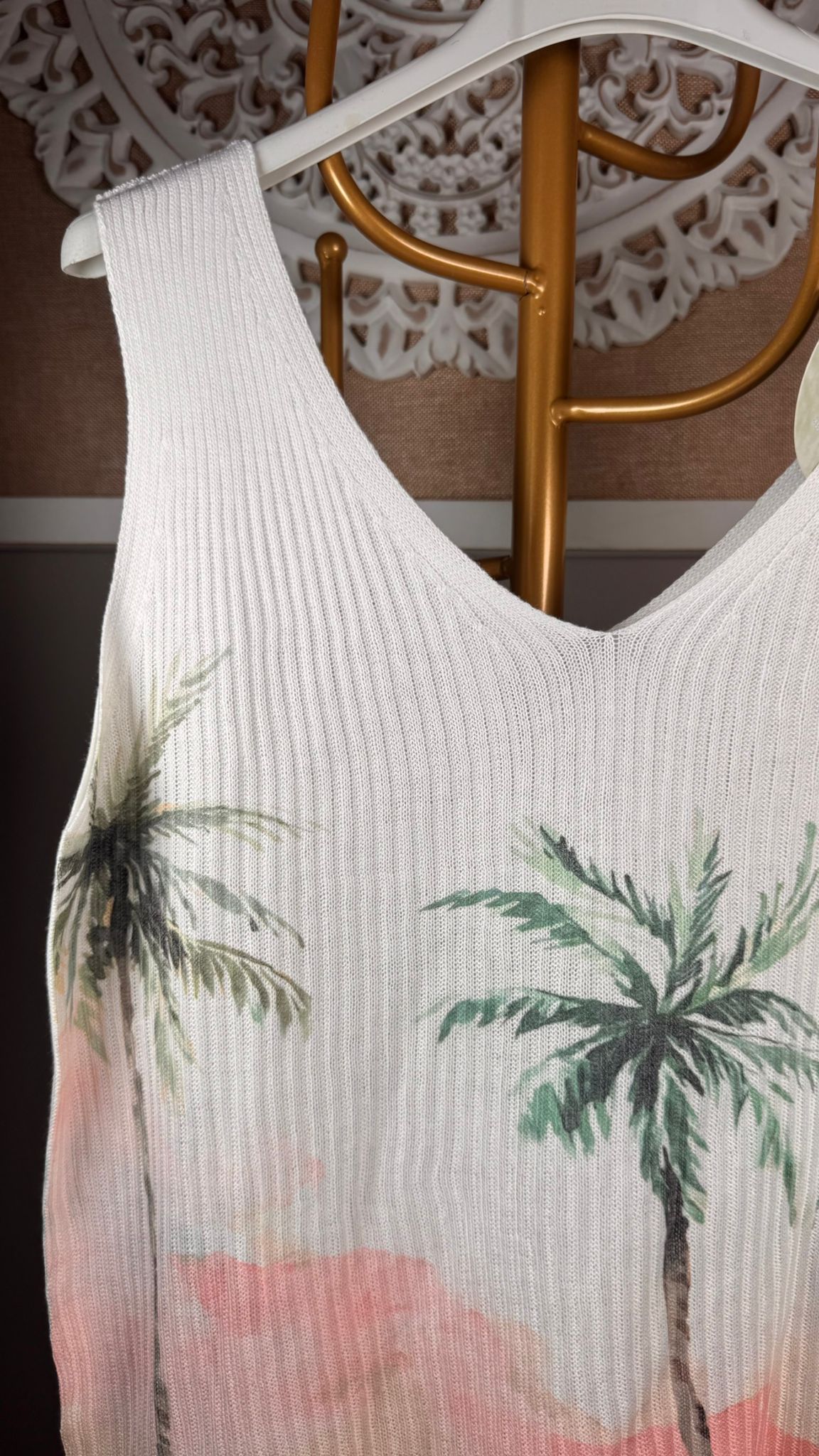 Top de Punto Canalé Fino con Estampado de Palmeras