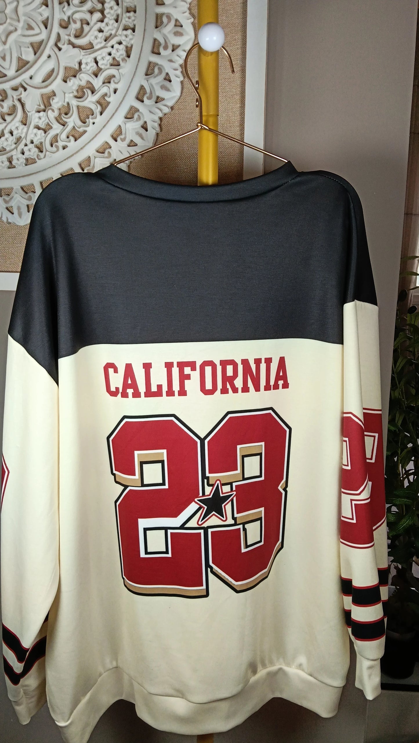 Sudadera California 83+ (3 colores)