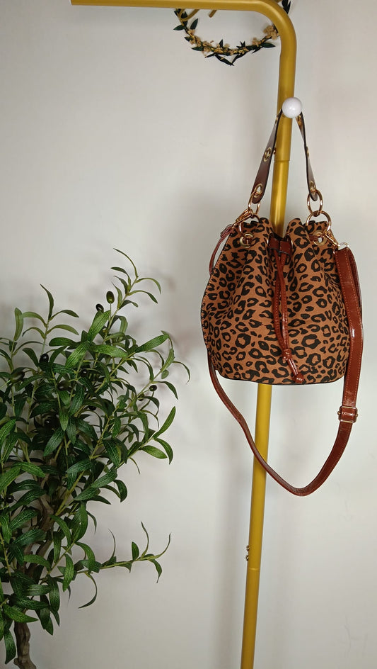 Bolso bombonera estampado leopardo