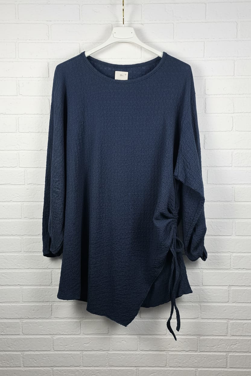 Conjunto Azul Marino: Camiseta Asimétrica con Fruncido Lateral y Pantalón Palazzo