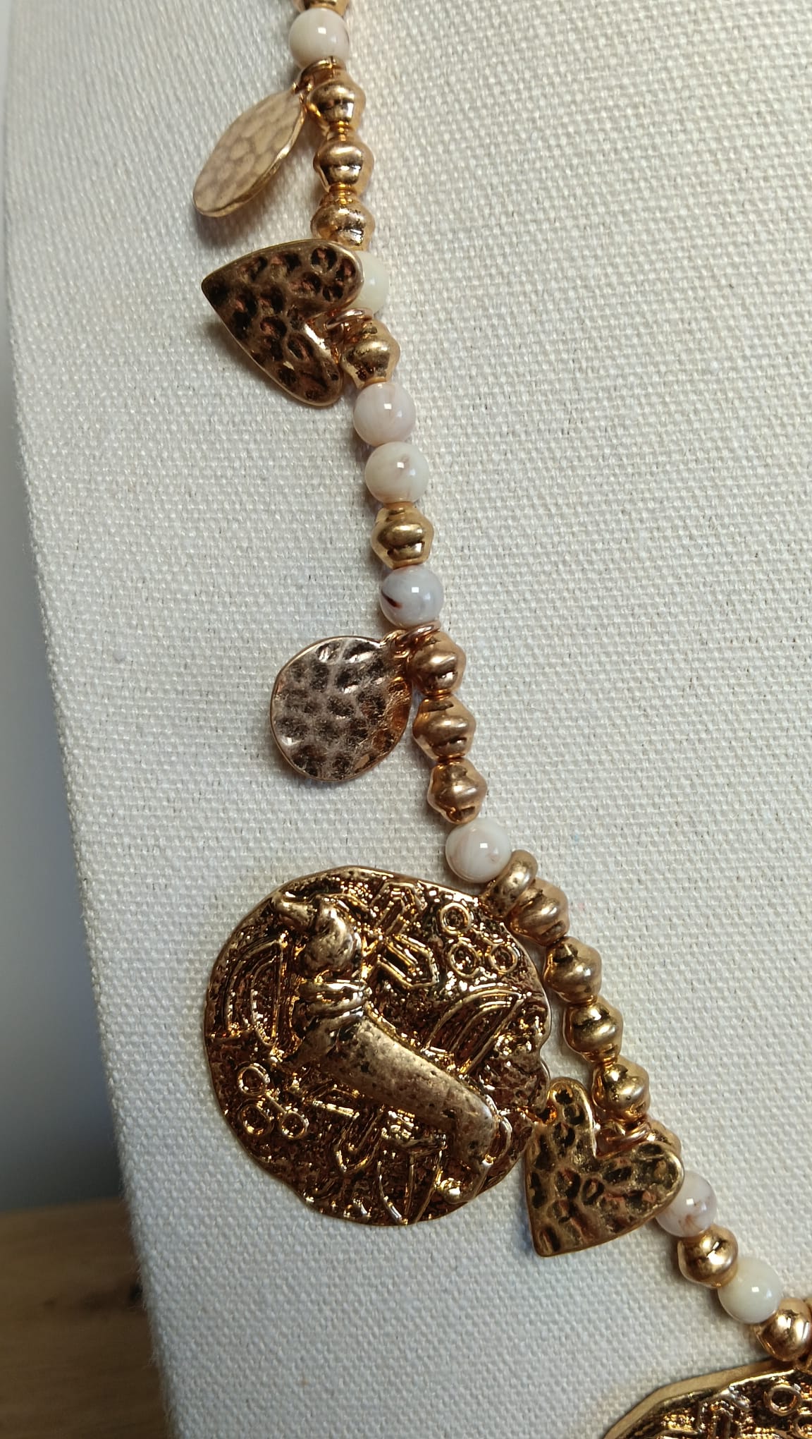 Collar Medallones Teckel Dorado