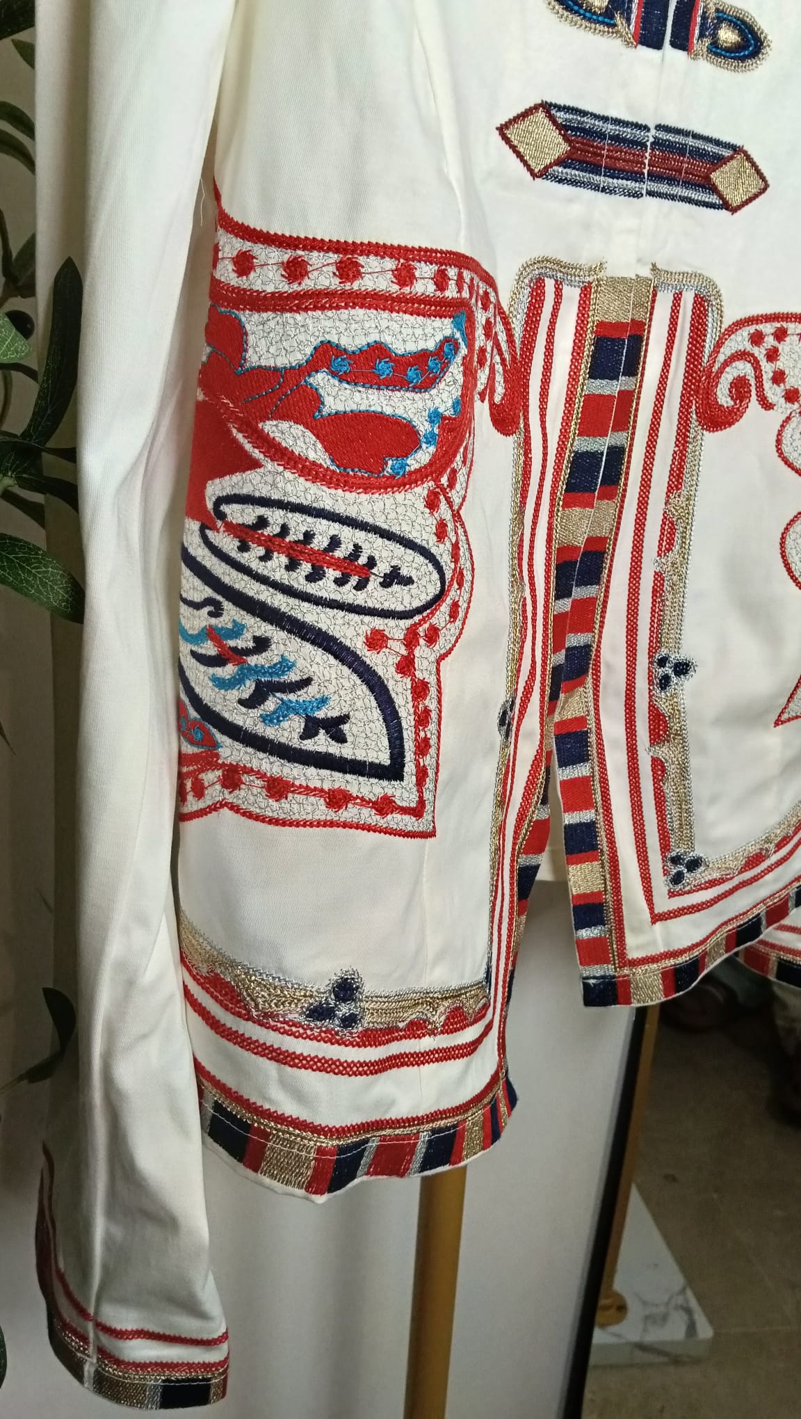 Chaqueta Bordada Étnica Blanca