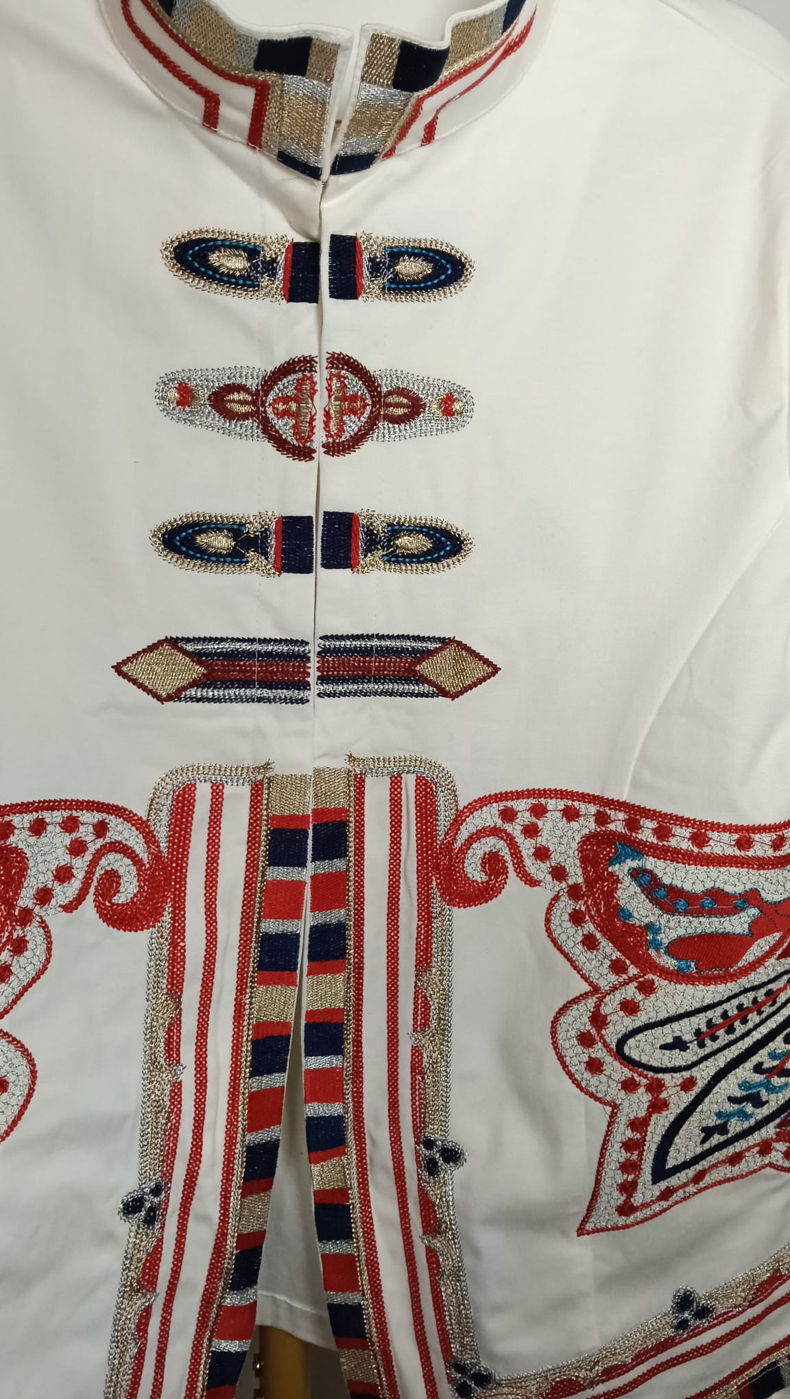 Chaqueta Bordada Étnica Blanca