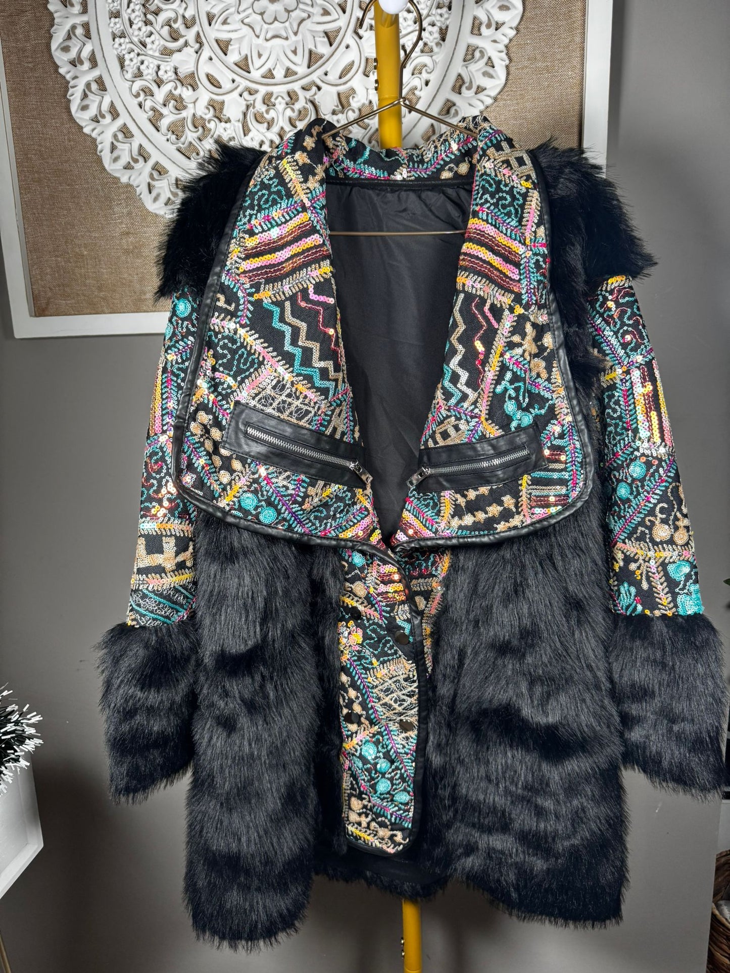 Chaqueta Lentejuelas Multicolor con Pelo Sintético