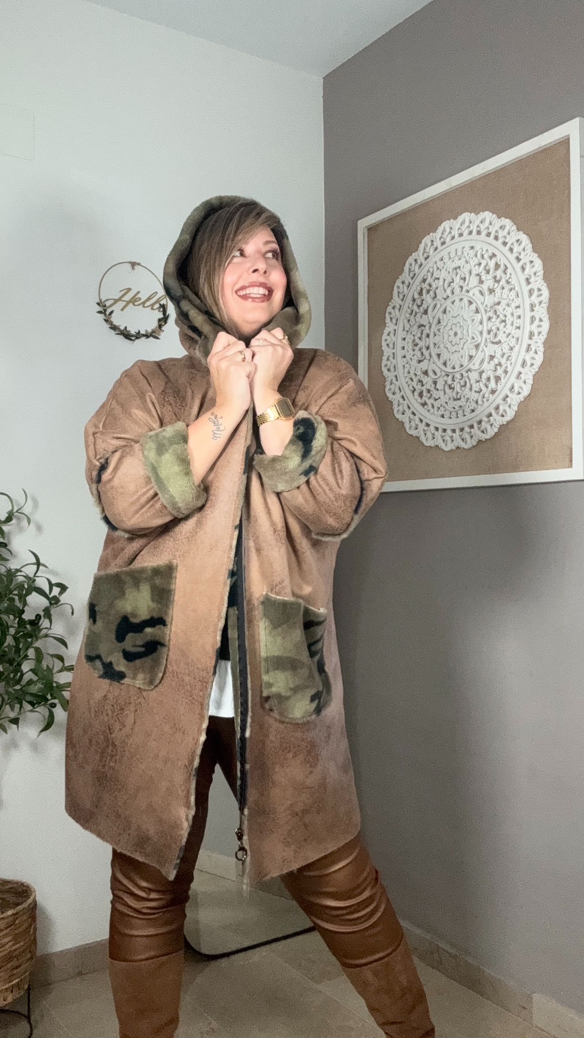 ✨ Abrigo Piel Vuelta con Pelo Peluche estampado Militar