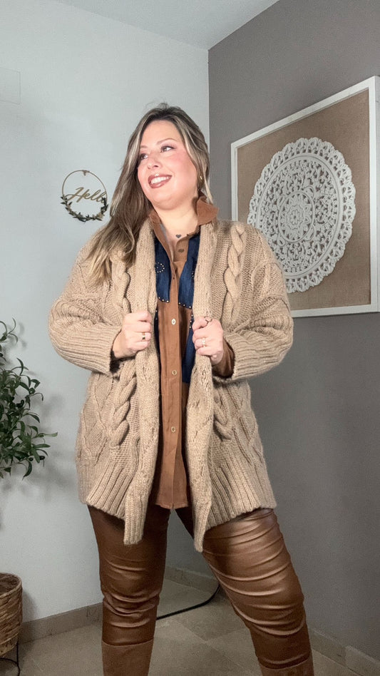 Chaqueta Punto Trenzas (2 colores)