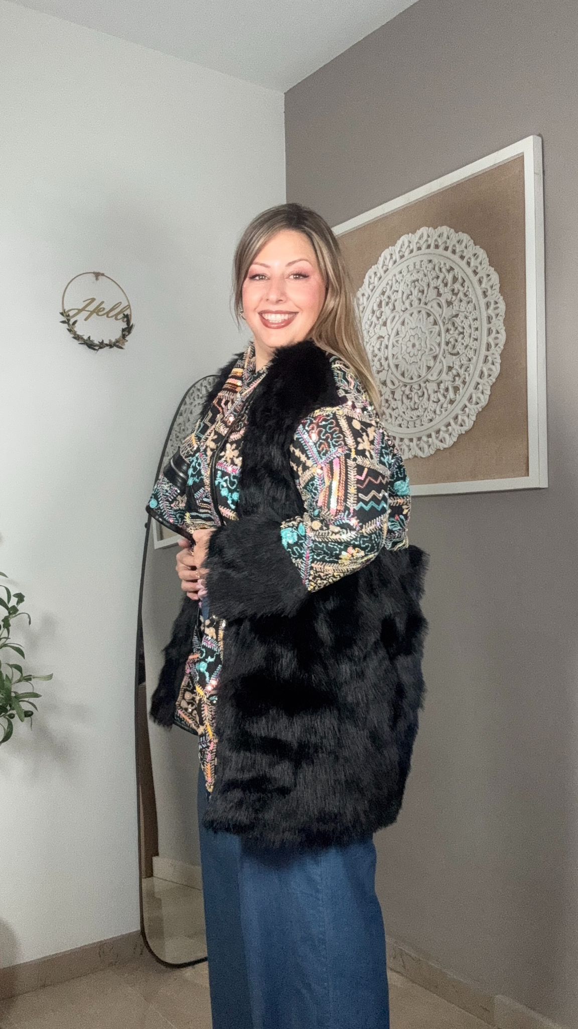Chaqueta Lentejuelas Multicolor con Pelo Sintético