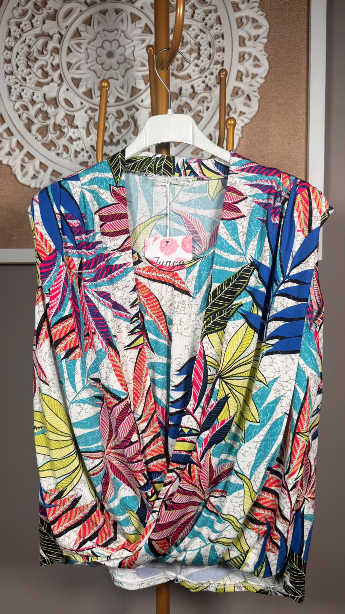 🌴 Conjunto Tropical Licra Fría Top Abullonado + Pantalón