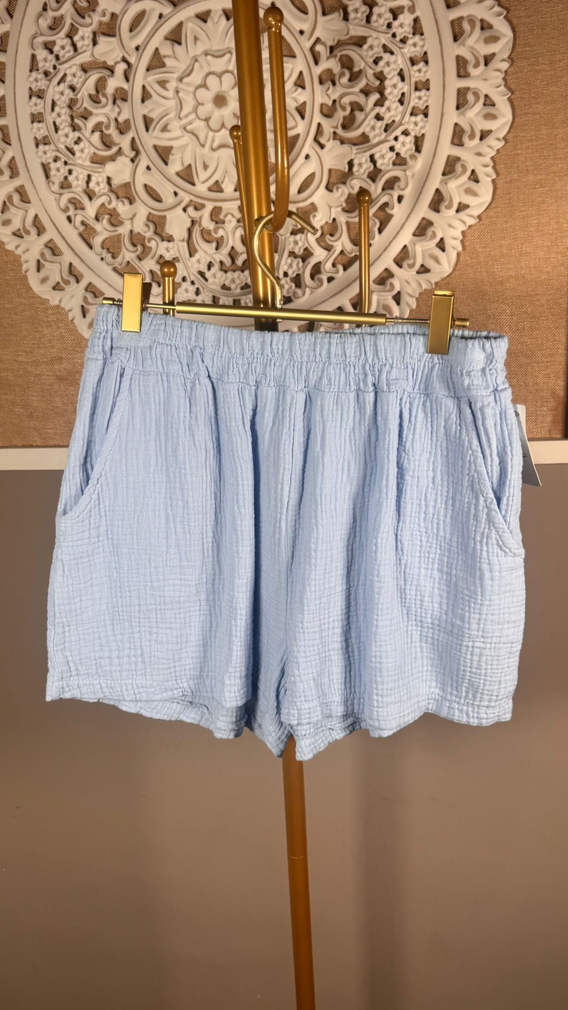 🧵 Conjunto 2 Piezas Muselina Celeste | Camisa Nudo + Shorts
