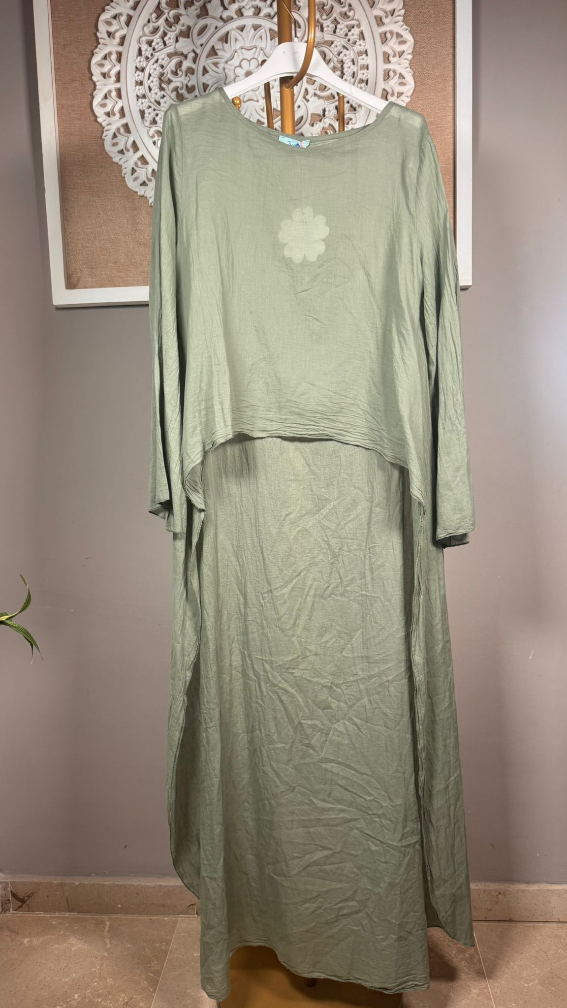 🌿 Blusa asimétrica