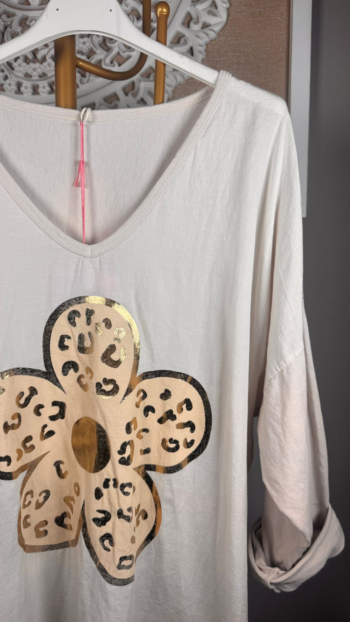 🌸 Camiseta Flor Leopardo Dorada Manga Larga (2 colores)
