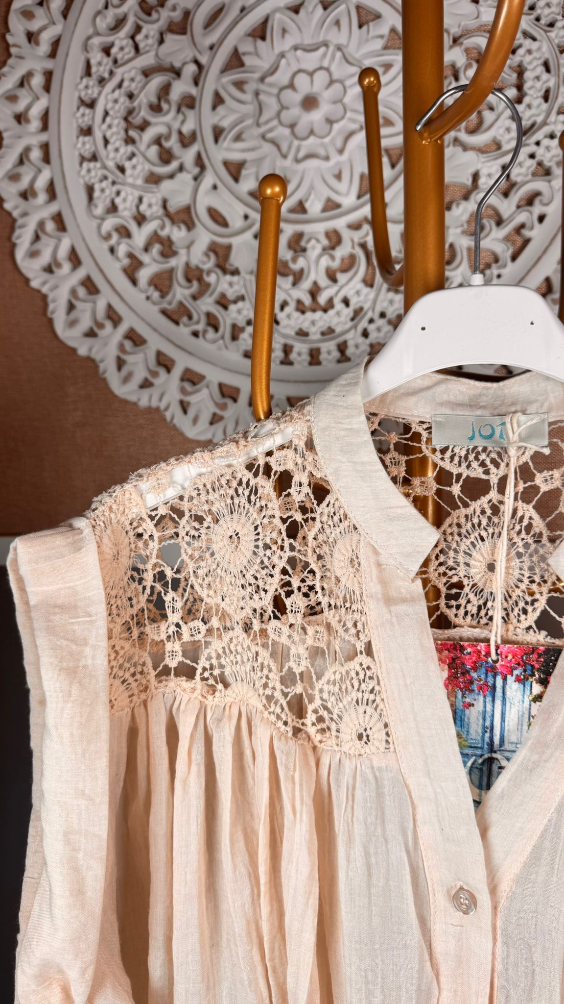 🤍 Camisa Boho Beige con Crochet Artesanal