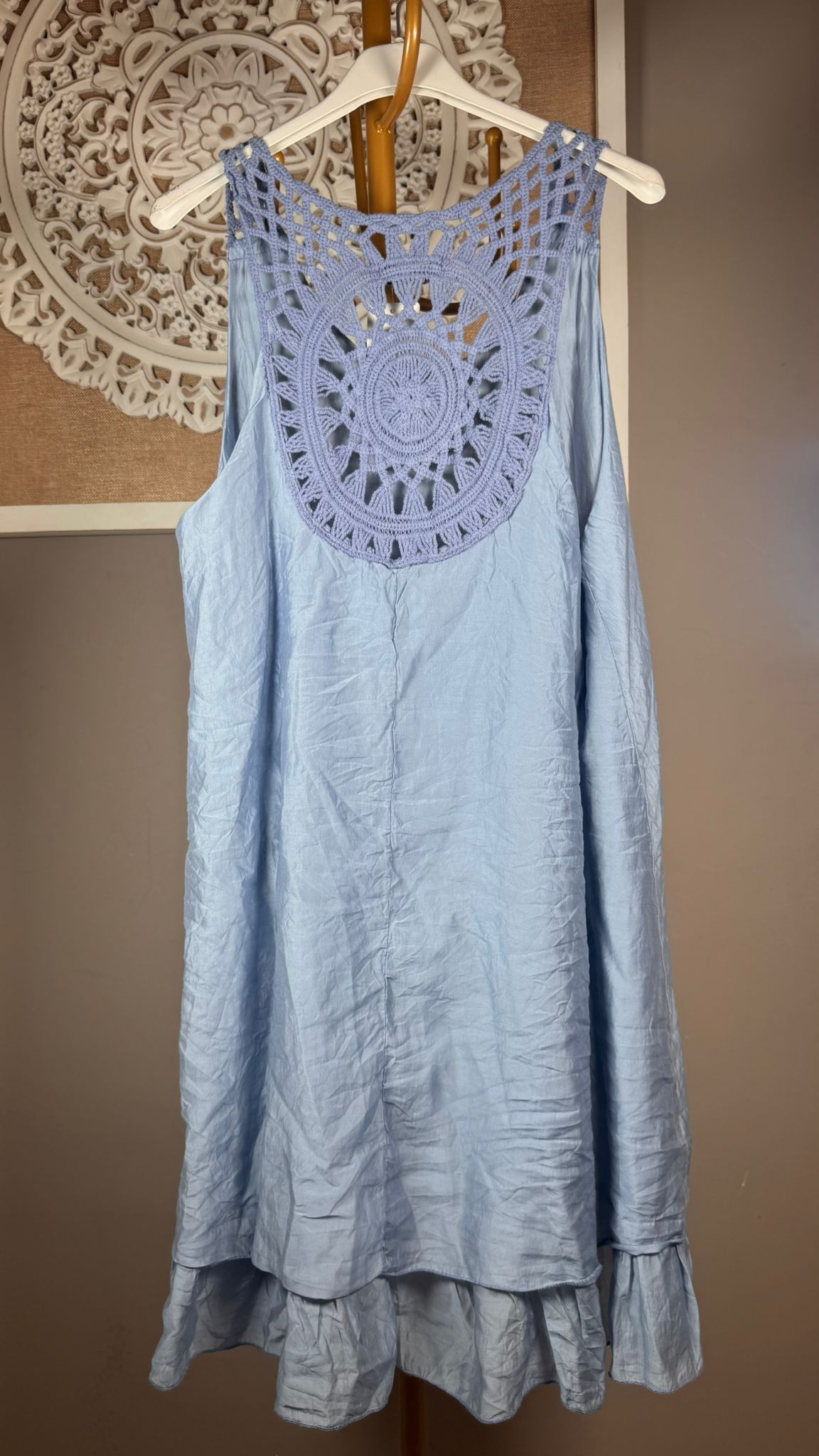 🞦 Vestido Azul Celeste con Crochet Mandala en Espalda