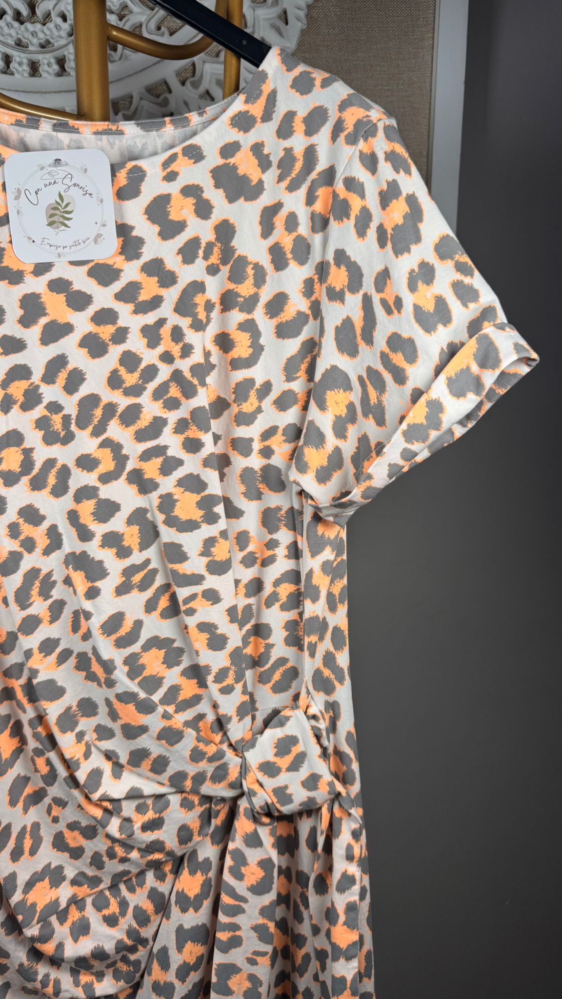 Vestido Animal Print Taupe y Naranja Flúor