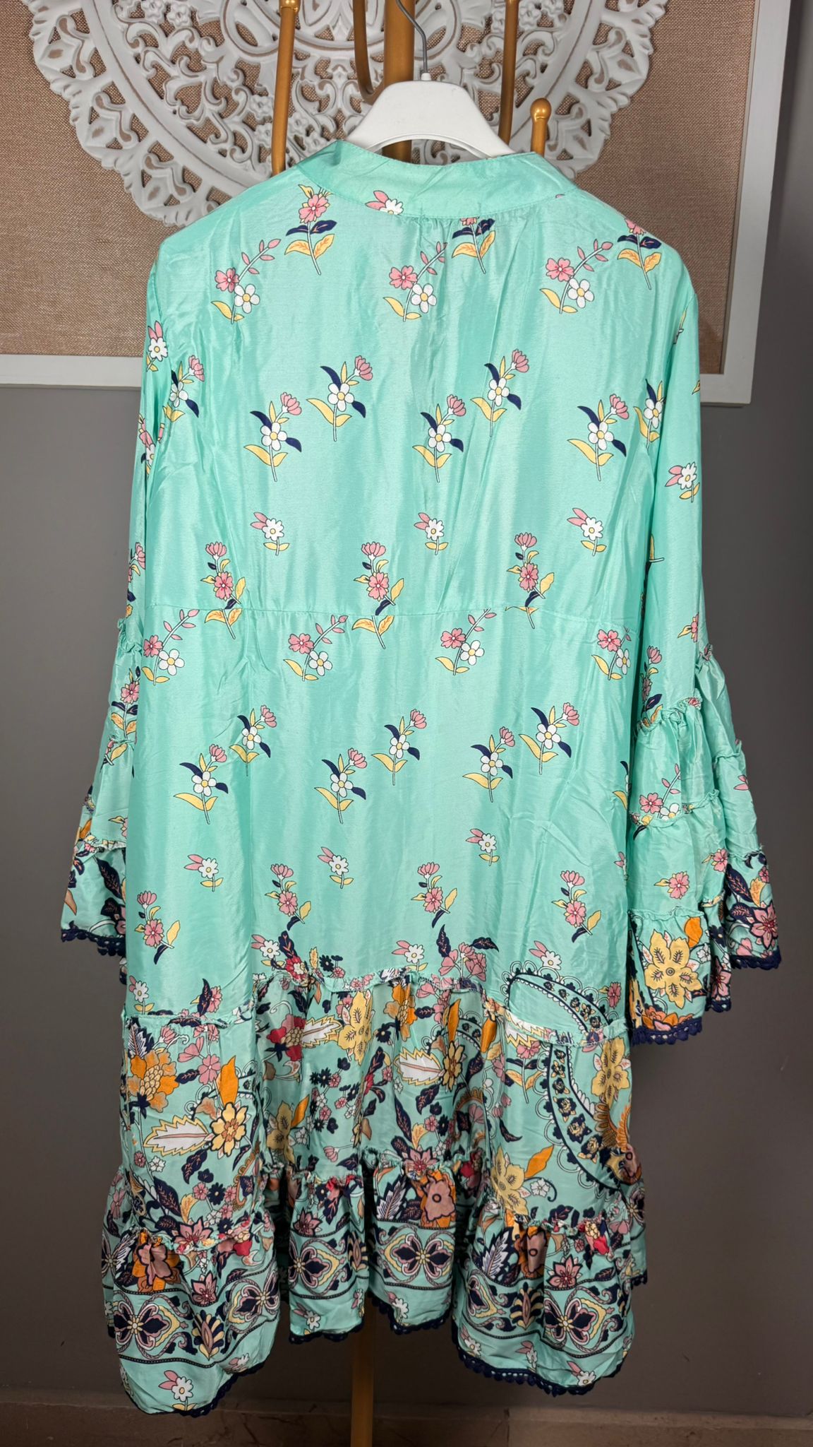 Vestido Verde Menta con Estampado Floral