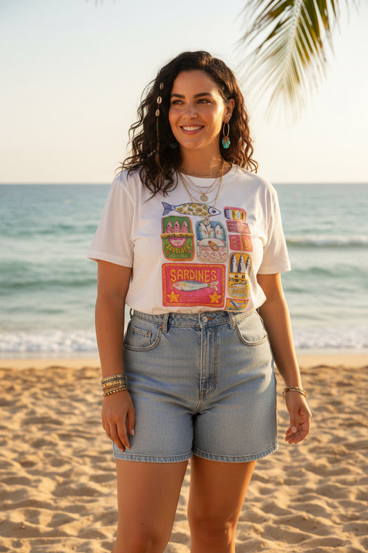Camiseta con Estampado Collage de Latas de Sardinas
