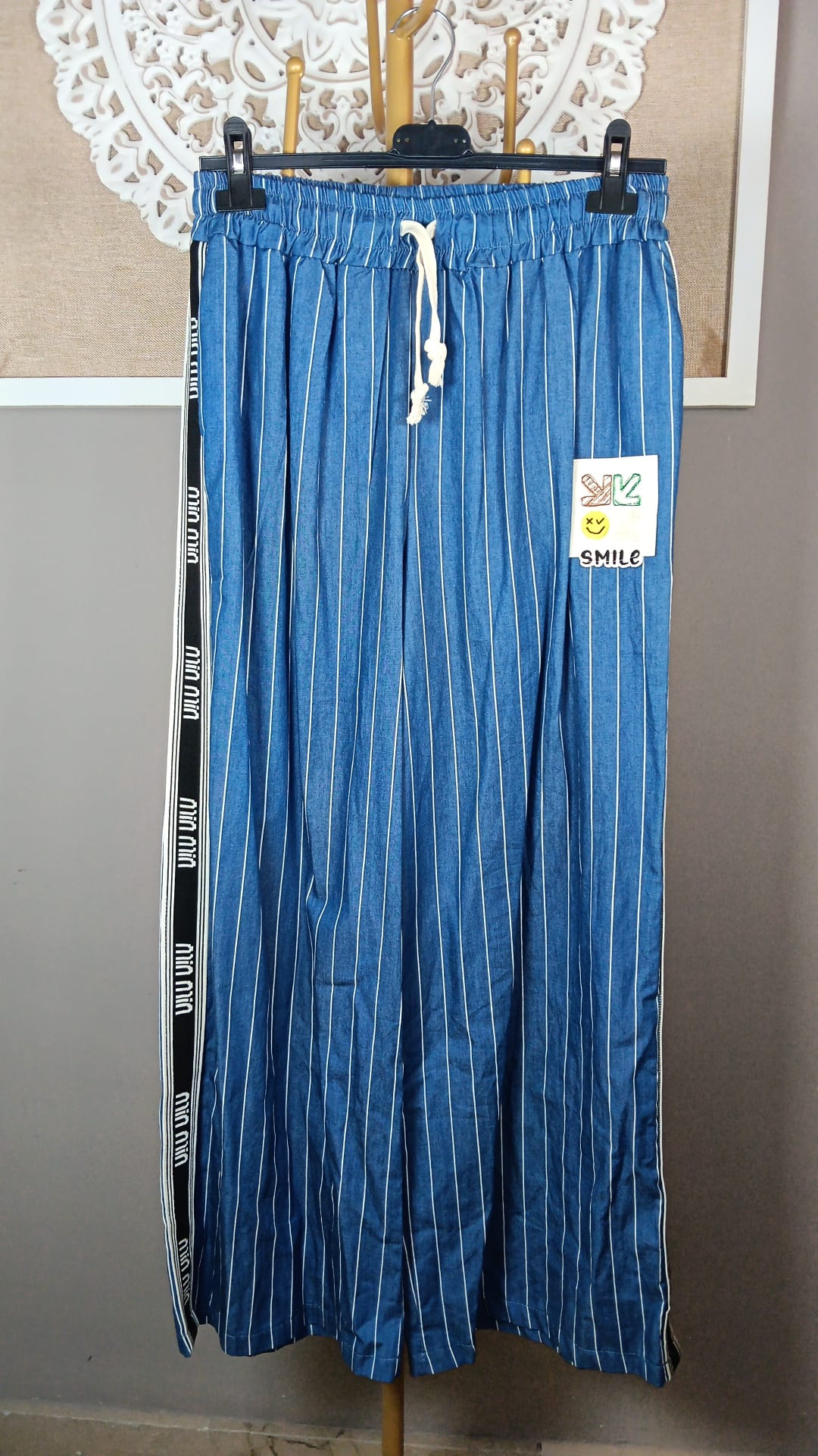 Pantalón Denim Oscuro Smile - vista percha
