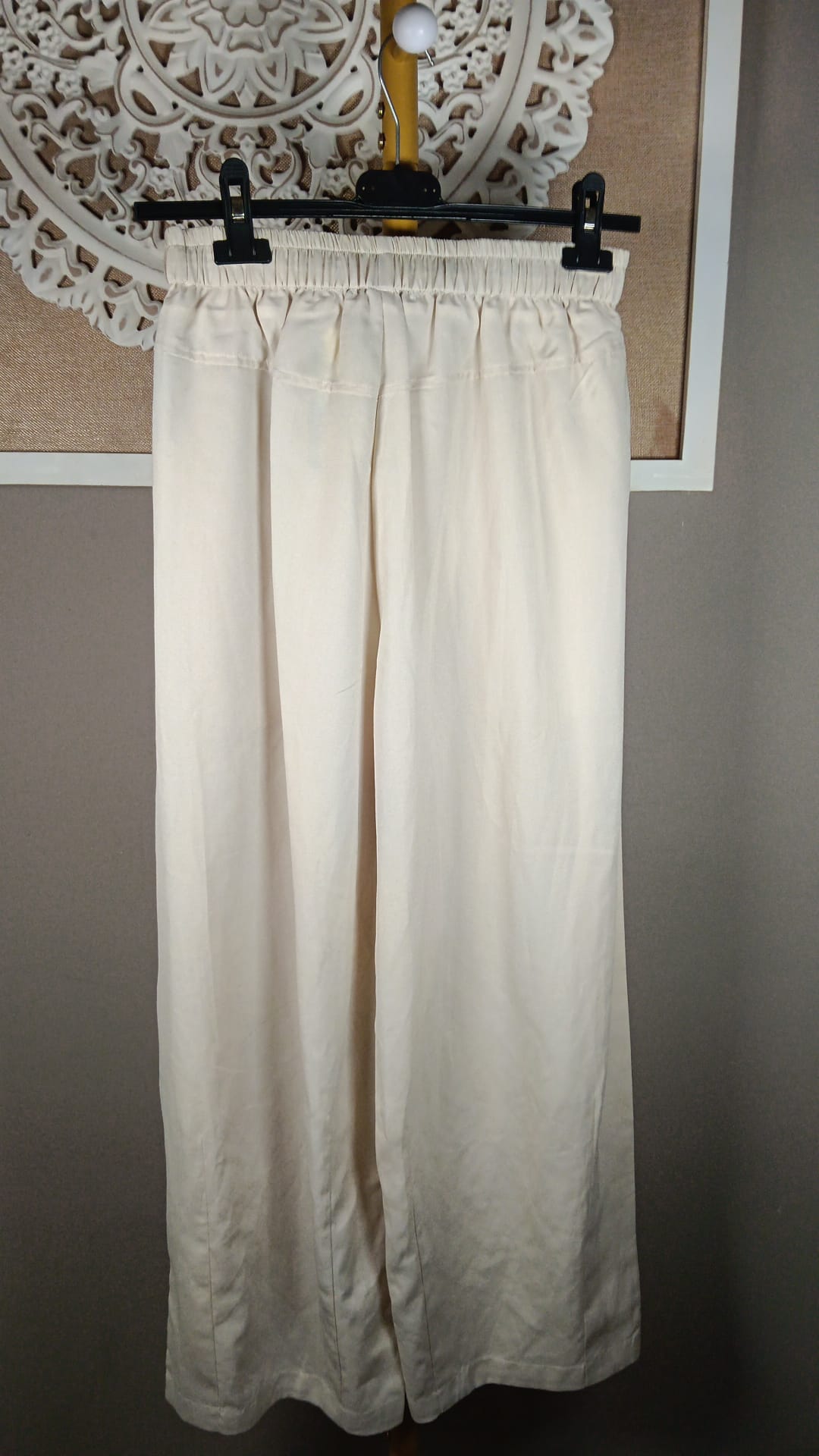 Pantalón Jot palazzo crudo - vista completa percha