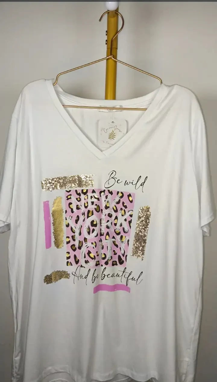 Camiseta Be Wild And Be Beautiful