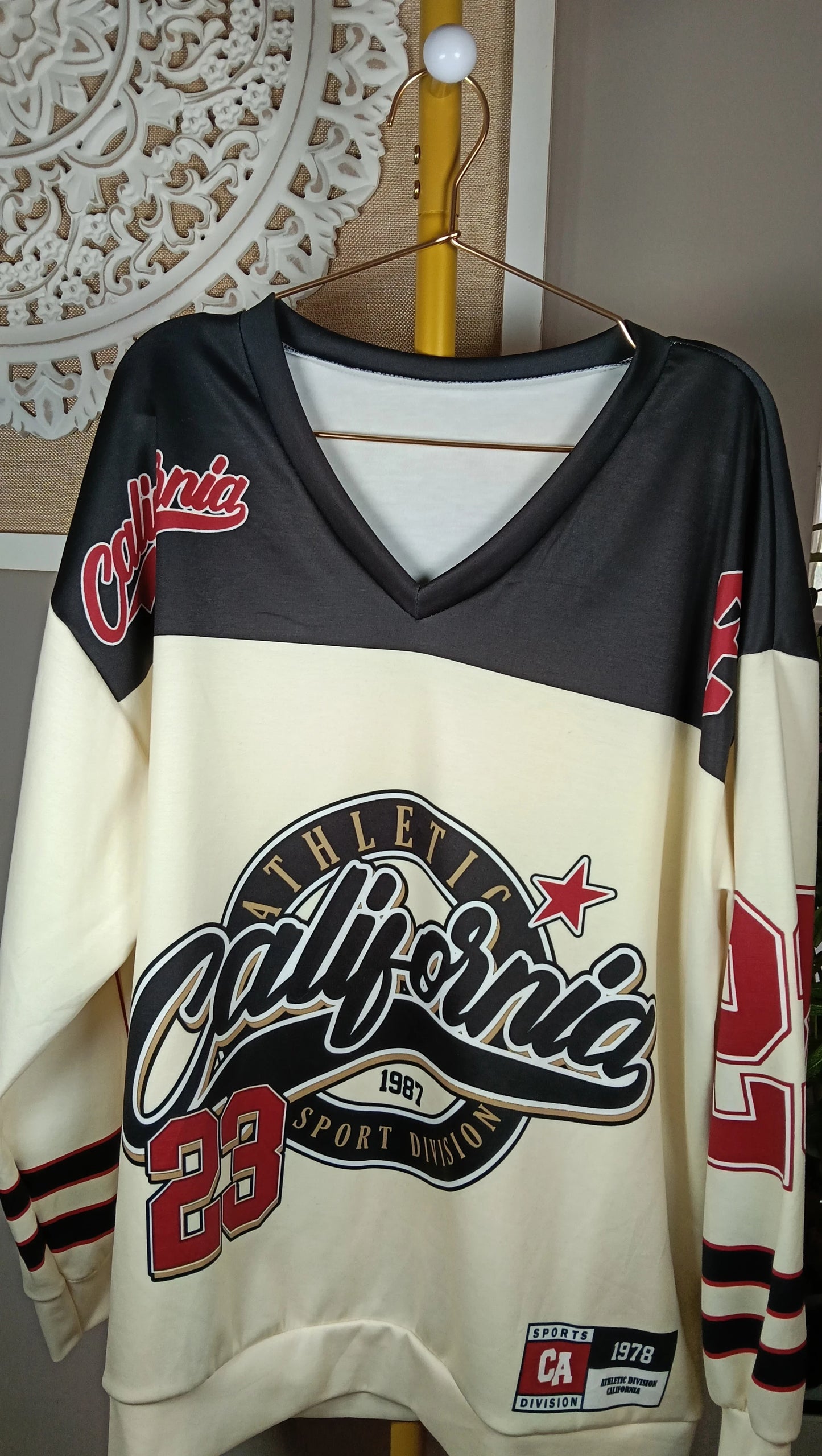 Sudadera California 83+ (3 colores)