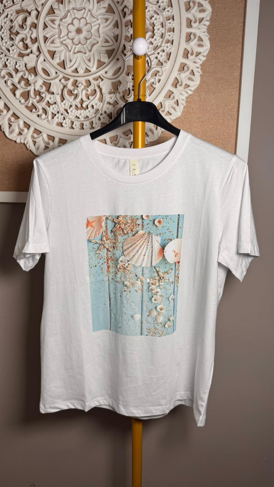 🐚 Camiseta Marina con Conchas y Pedrería (3 colores)