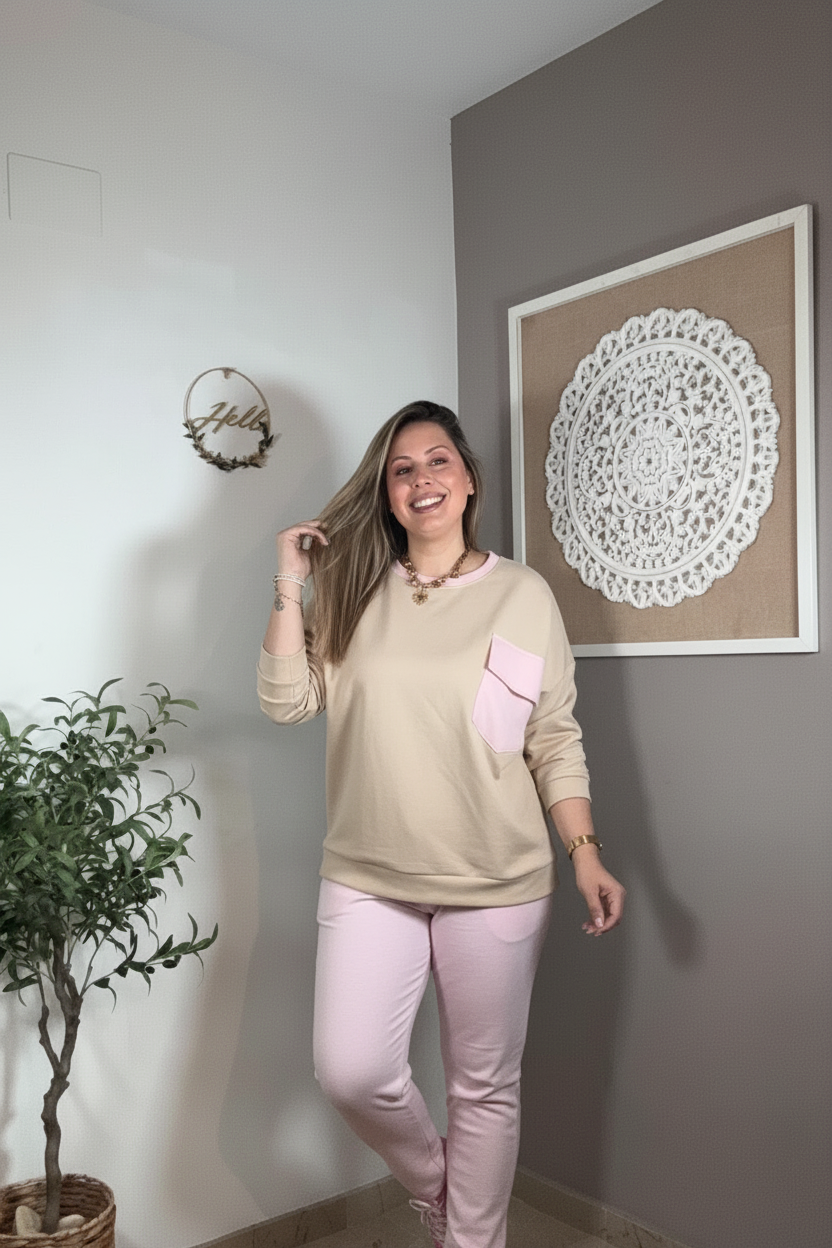 Sudadera Capa de Aire Beige con falda rosa pastel